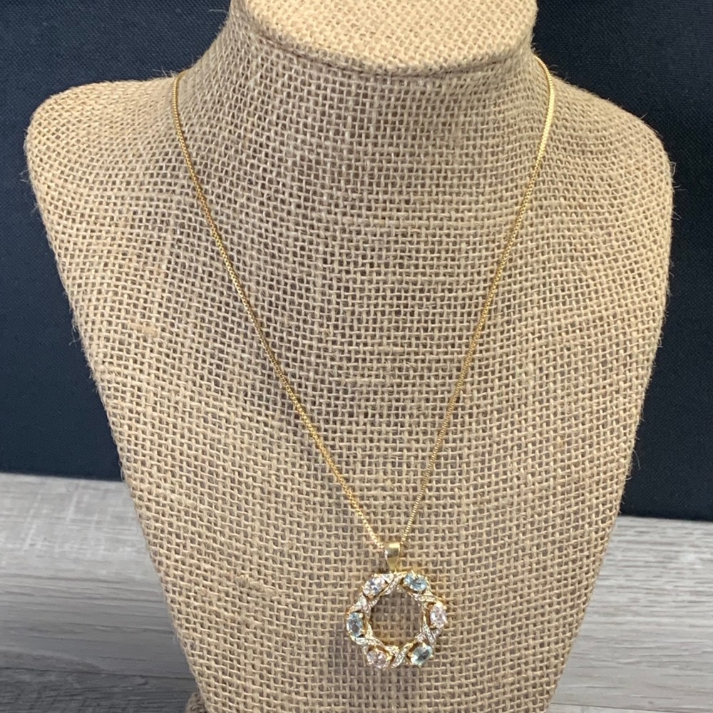 Gold Tone Wreath Pendant Necklace Light Blue Clear Stones 18 Inch Box Chain